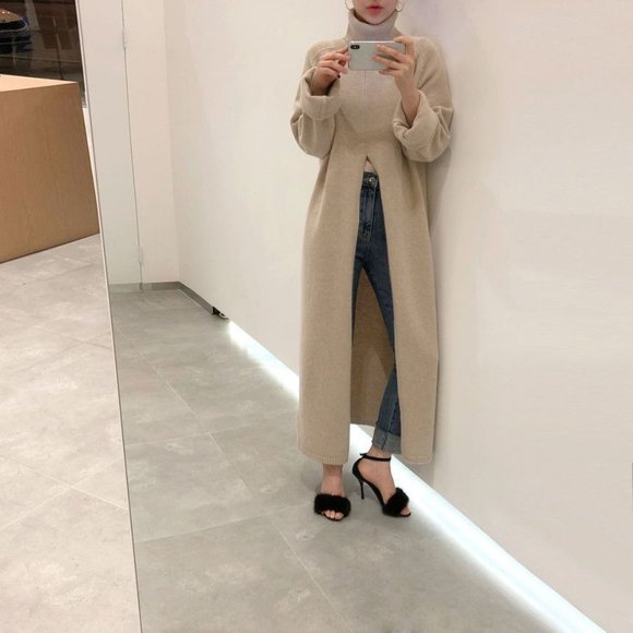 Knitwear and sweater - Picture 5 of 5